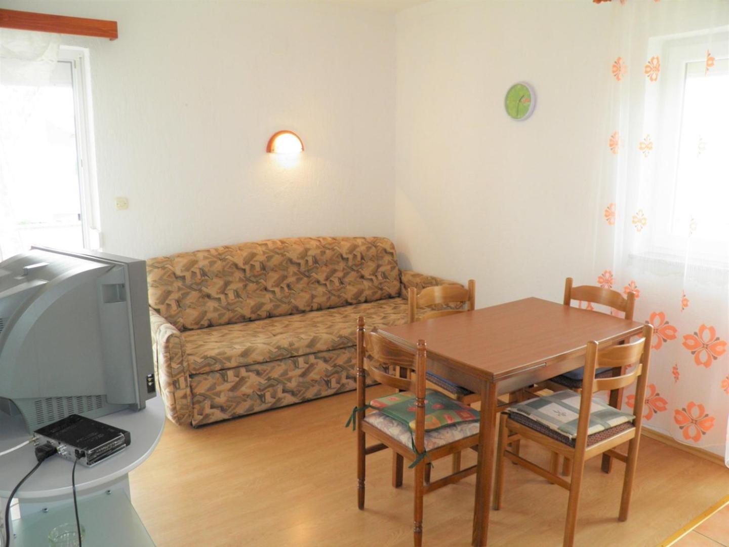 Apartments Miljenka Baška Buitenkant foto